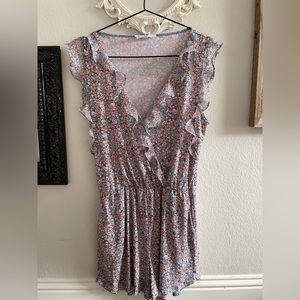 BCBG Short Romper 🩵